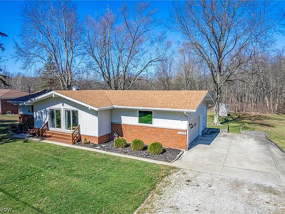 3rd image of 16305 Sperry Rd