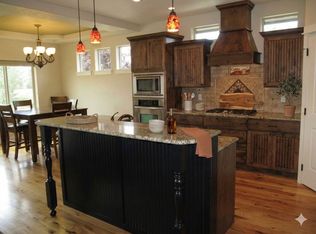 10273 W Cultis Bay St, Garden City, ID 83714