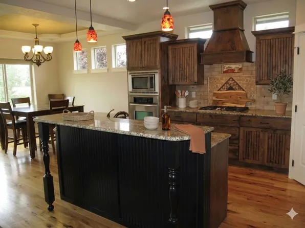10273 W Cultis Bay St, Garden City, ID 83714