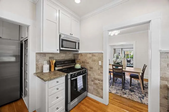 303 Highland Ave — Photo 5