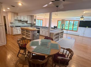 2335 Cantle Ln, Roanoke, VA 24018
