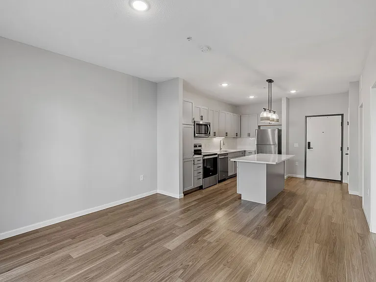 Rya Apartments — Photo 80