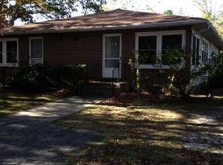 12 Sycamore Rd, Manahawkin, NJ 08050