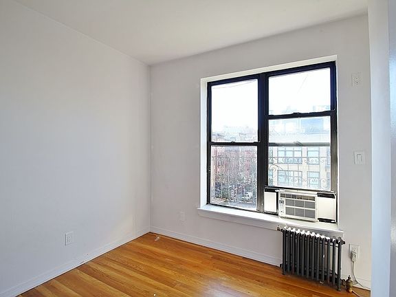 3rd image of 37 1/2 Saint Marks Pl #1E