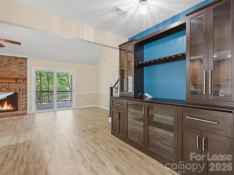 9437 Fairmead Dr — Photo 28