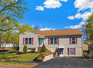 2 Earley Rd, Peabody, MA 01960