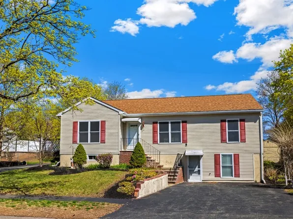 2 Earley Rd, Peabody, MA 01960