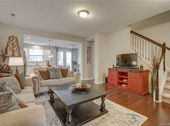 5th image of 5609 Stonewells Dr
