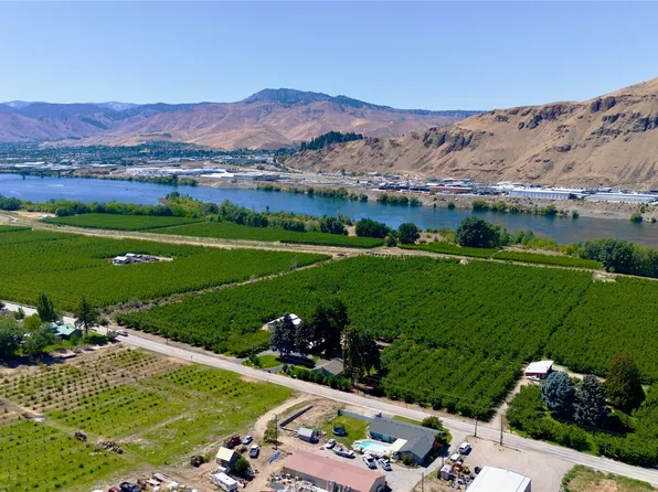 4477 NW Cascade Avenue, East Wenatchee, WA 98802