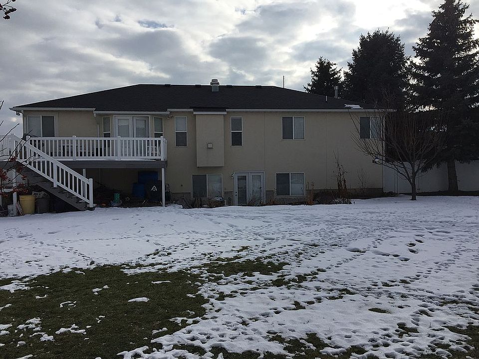 2nd image of 568 W Dwayne Dr