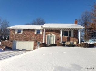 255 Collegiate Dr, Johnstown, PA 15904