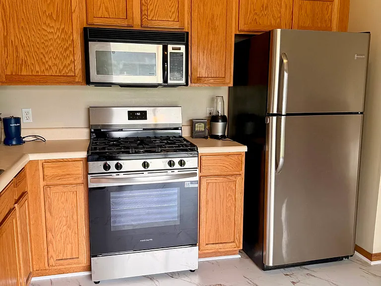 7079 Sue Ct — Photo 14