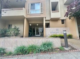 55 Fairmount Ave