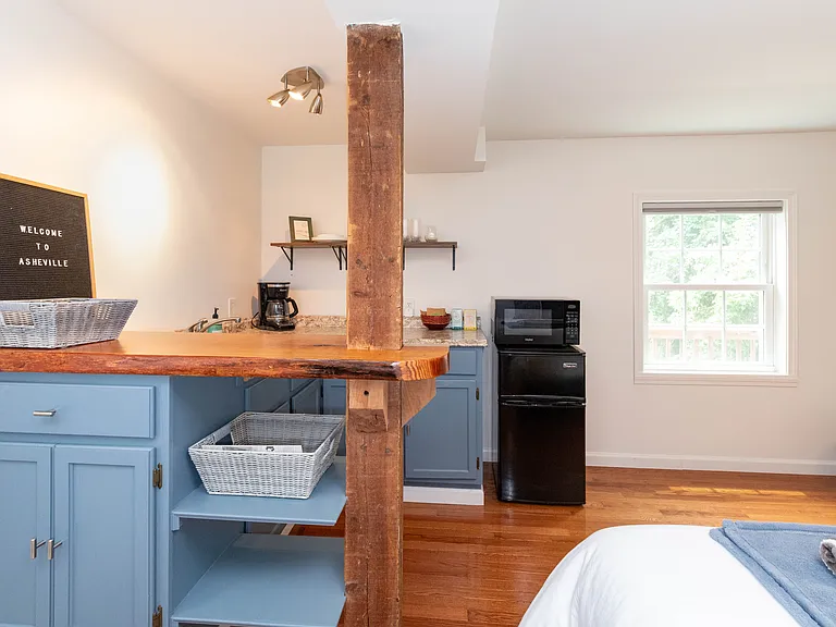 131 Courtland Ave — Photo 27