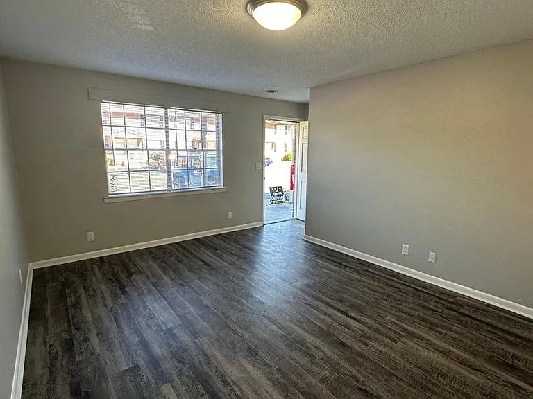 Arbordale Apartment Homes — Photo 8