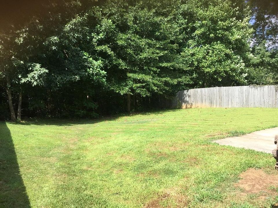 1st image of 80 Lake Valley Dr
