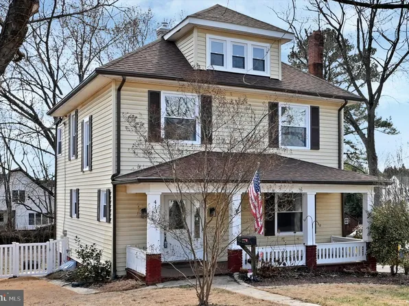 413 Hawthorne Rd, Linthicum, MD 21090