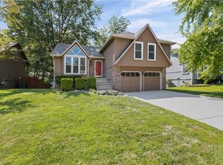 6312 Anderson St, Shawnee, KS 66226