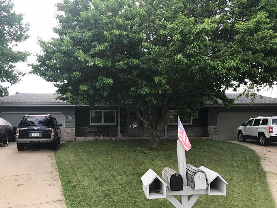 1st image of W245N6685 Bowling Green Ct