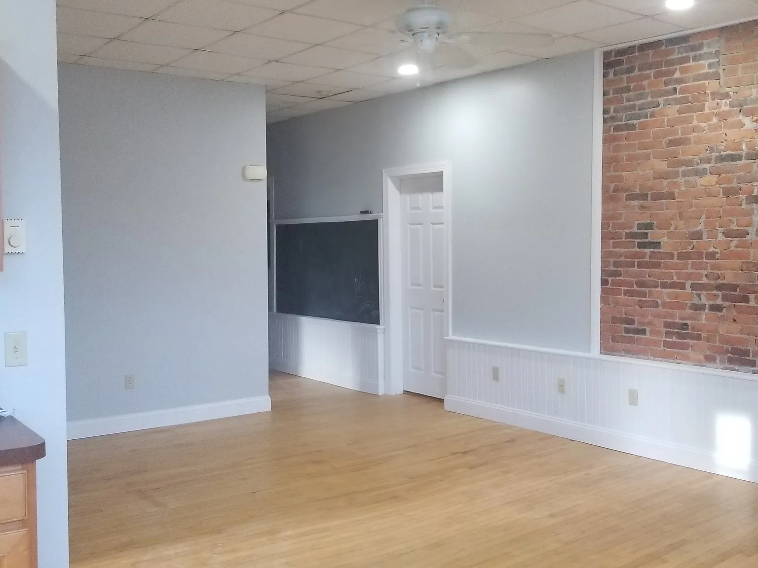 2 bed, 1366 sqft, $1,700 — Photo 3
