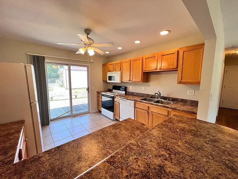 1801 Park Haven Dr — Photo 13