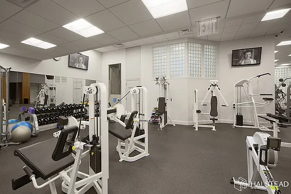 Rented by Halstead Real Estate | media 47