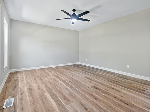 3rd image of 103 Meadow Run