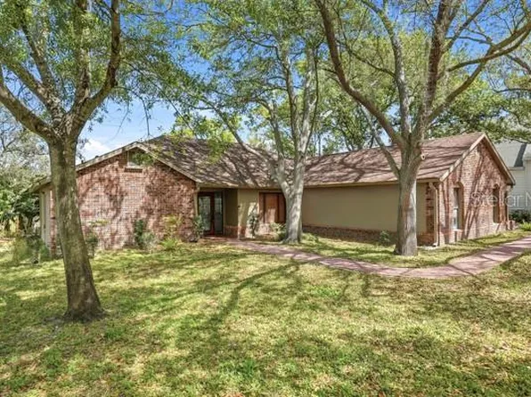 1212 Weybridge Ln, Dunedin, FL 34698