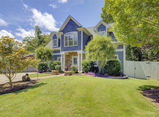 3800 Selwyn Ave, Charlotte, NC 28209