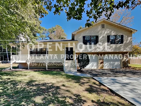 1208 Gate Post Ln, Lawrenceville, GA 30044