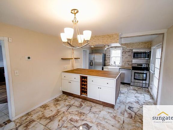 5th image of 7023 Deerfield Rd