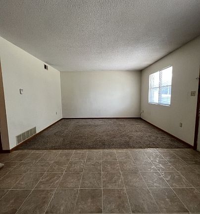 5th image of 622 Lakeview Dr #11441109