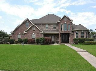4210 Beau Chene Dr, Lake Charles, LA 70605
