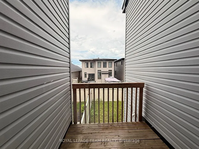 343 Grackle St N — Photo 20