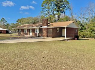 608 W Spring Ave, Geneva, AL 36340