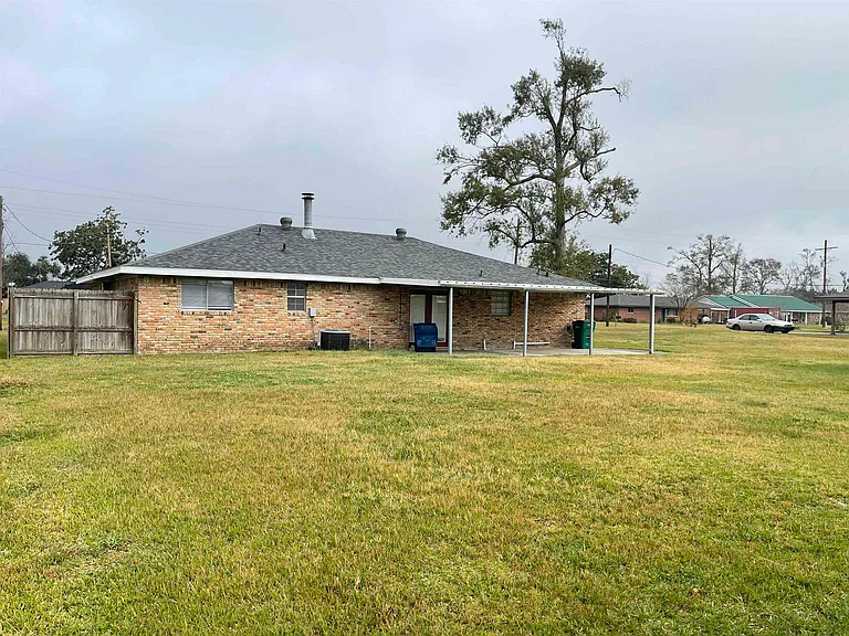 2536 Mary Ann Dr — Photo 15