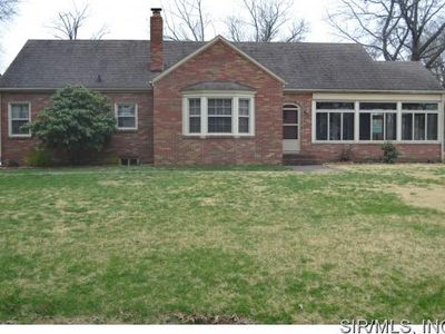 6 Orchard Dr, Centralia, IL, 62801