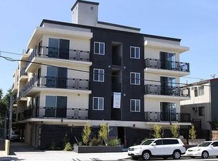 6851 Laurel Canyon Blvd APT 4, North Hollywood, CA 91605