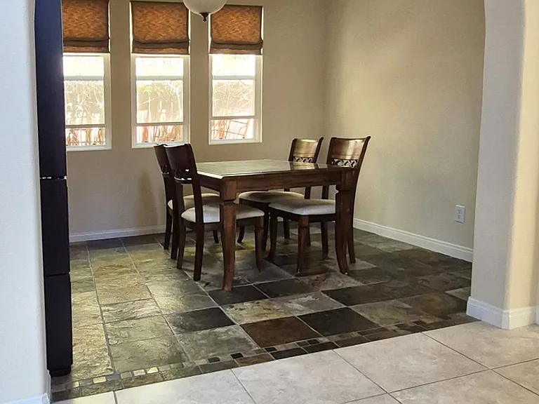 13945 Kerry Ln — Photo 4