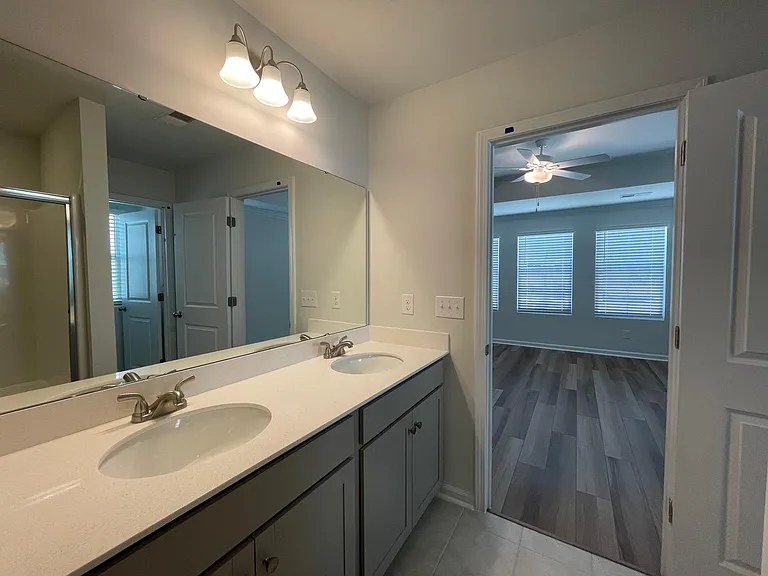 316 Reedmace Ct — Photo 5
