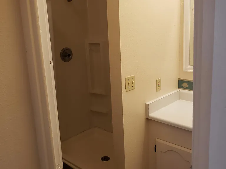 502 Canon Ave #B — Photo 13