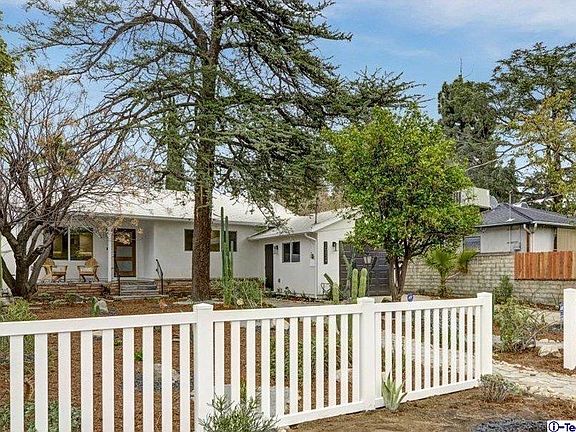 2nd image of 10824 Odell Ave