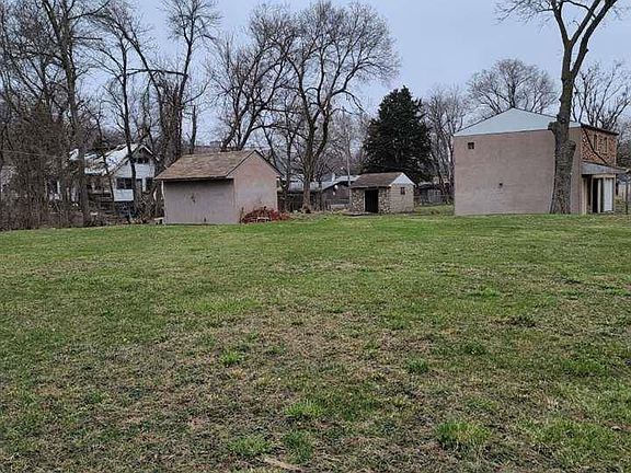 2nd image of 4720 N 17th St