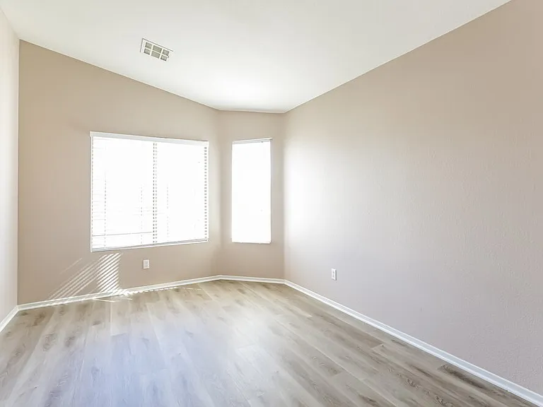 10205 Barrel Ridge St — Photo 13
