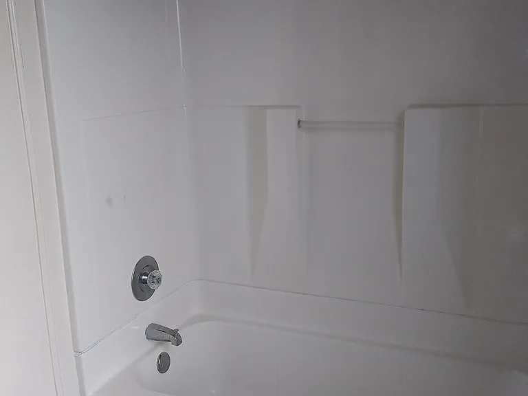 2305 Kenton St — Photo 12