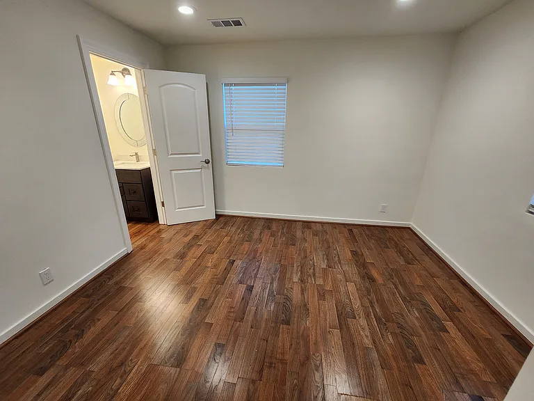 209 Rolando Ave — Photo 13