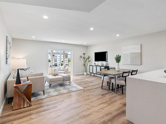 3rd image of 4750 NW 22nd Court #404
