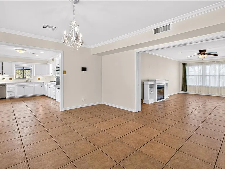 609 Peerman Pl — Photo 10