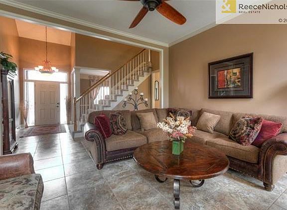 5th image of 7808 N Rosewood Cres