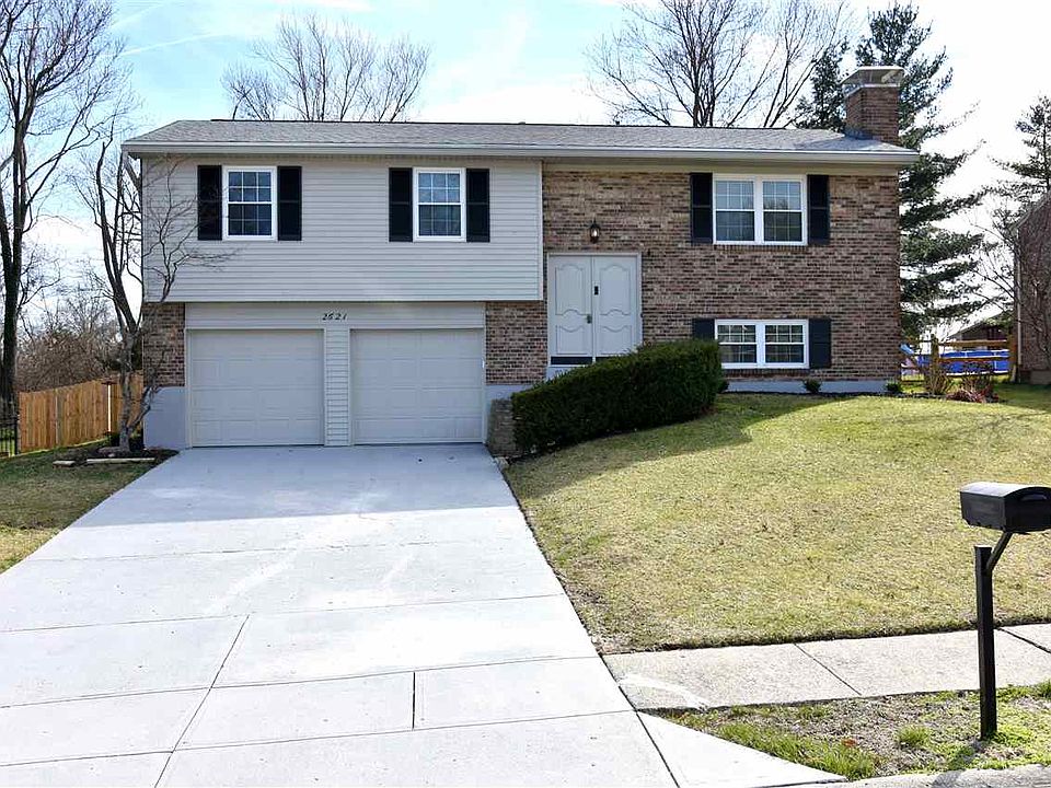2nd image of 2621 Brookview Dr